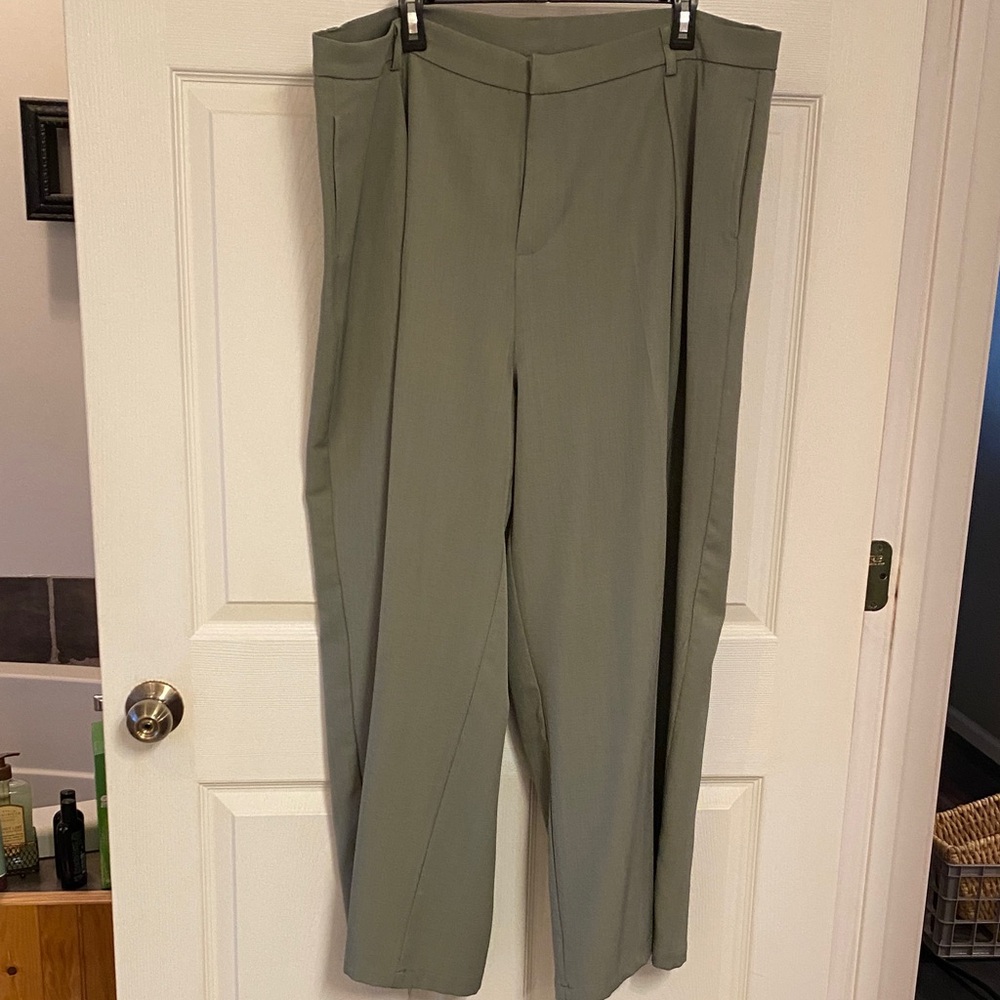 Anewsta Stylish Green Trousers 22